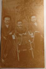 Oude foto: Kinderen met wagentje, Ophalen of Verzenden, Ongelopen, Kinderen