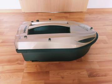Voerboot Prisma III beschikbaar voor biedingen