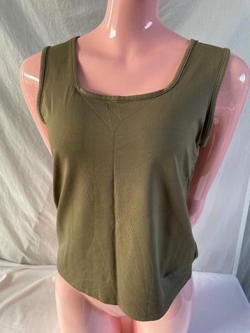 Khaki top, maat M beschikbaar voor biedingen