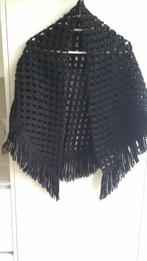 Zwarte poncho, Kleding | Dames, Ophalen of Verzenden, Zo goed als nieuw, Sjaal