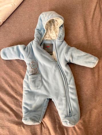Kanz newborn onesie beschikbaar voor biedingen