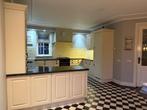 Grote complete landelijke keuken incl A klasse apparatuur, Ophalen, Hoekkeuken, Graniet of Steen, Zo goed als nieuw