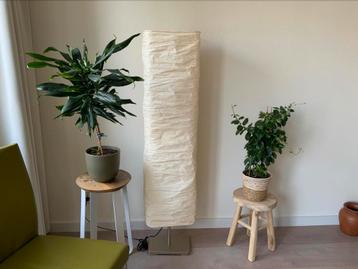 Staande lamp, met massieve voet - incl LED lichtbronnen beschikbaar voor biedingen
