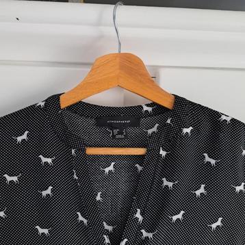 Gaaf blouse, zwart met witte stippen en hondjes, mt 32. (XS) beschikbaar voor biedingen