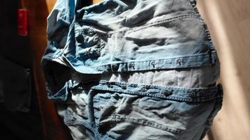 Spijkerjasje en spijkerjack blouse beschikbaar voor biedingen