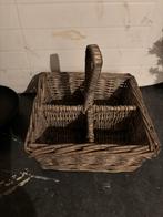 Rieten Mand met Vakverdeling, Huis en Inrichting, Woonaccessoires | Schalen en Manden, Gebruikt, Mand, Vierkant, Ophalen of Verzenden