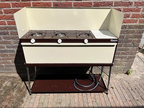 Camping GasKomfoor - Gasstel retro vintage - Merk Invincible, Caravans en Kamperen, Kampeeraccessoires, Gebruikt, Ophalen