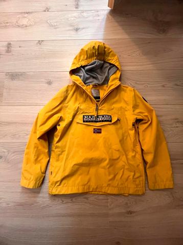 Napapijri jas beschikbaar voor biedingen