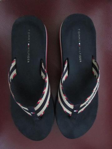 Tommy Hilfiger dames slippers mt 38 z.g.a.n beschikbaar voor biedingen