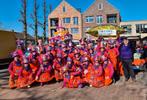 30 complete carnavalspakken loopgroep oranje paars, Kleding | Dames, Carnavalskleding en Feestkleding, Carnaval, Kleding, Gedragen