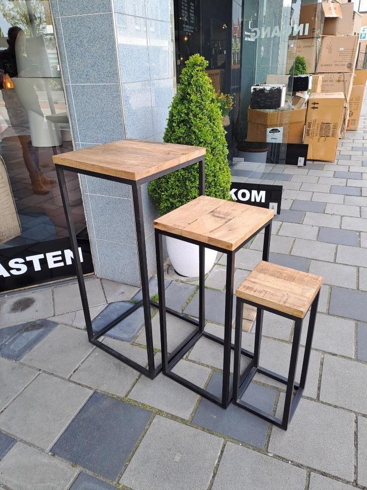 Industriële Bijzettafels 3Delig Mangohout , Huis en Inrichting, Tafels | Bijzettafels, Nieuw, Vierkant, 60 cm of meer, Minder dan 55 cm