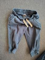 Joggingbroek maat 74, Kinderen en Baby's, Babykleding | Maat 56, Ophalen, Broekje, Jongetje of Meisje, Zo goed als nieuw