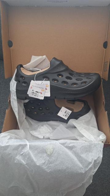 Skechers Arch Fit GO Foam  maten 46  & 43  beschikbaar voor biedingen