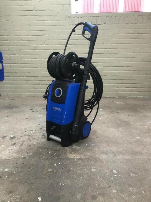Nilfisk hoge druk reiniger E140.2 130bar, Tuin en Terras, Hogedrukreinigers, Gebruikt, Elektrisch, Ophalen
