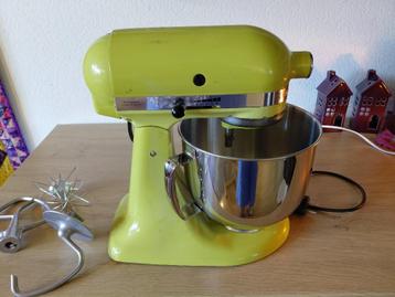 Geelgroene gebruikte Kitchenaid Artisan keukenmachine beschikbaar voor biedingen