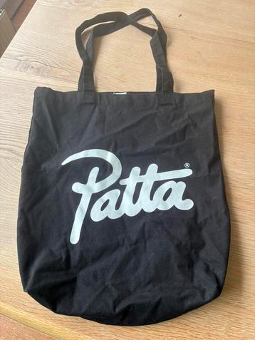 Patta tas beschikbaar voor biedingen