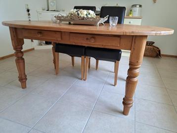 Eettafel antiek grenen. stoelen ook te koop beschikbaar voor biedingen