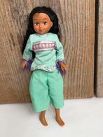Kidkore 1992 pop met Indiaan kleding aan, Ophalen of Verzenden, Zo goed als nieuw, Fashion Doll