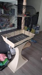 Mooie kooi met standaard, Dieren en Toebehoren, Ophalen of Verzenden, Gebruikt, Metaal, Vogelkooi