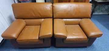 2 Fauteuils, bruin leder beschikbaar voor biedingen