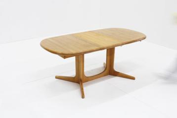 Vintage deense ovalen uitschuifbare eettafel tafel massief beschikbaar voor biedingen