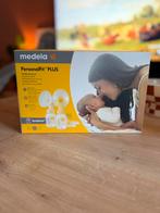 Medela double pump set maat 24, Kinderen en Baby's, Babyvoeding en Toebehoren, Ophalen of Verzenden, Zo goed als nieuw, Borstkolf