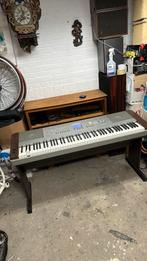 Keyboard Yamaha DGX-640 portable grand, Muziek en Instrumenten, Piano's, Ophalen, Gebruikt, Overige kleuren