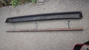 dakgoot martens 5 jaar oud  met uitloop en beugels,.   beschikbaar voor biedingen