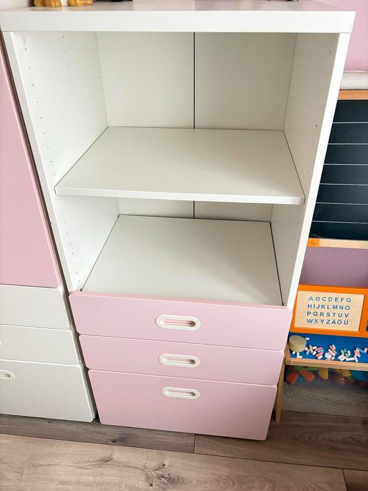 Ikea Stuva kast, lichtroze lades, Huis en Inrichting, Kasten | Boekenkasten, Gebruikt, 50 tot 100 cm, 100 tot 150 cm, 50 tot 75 cm