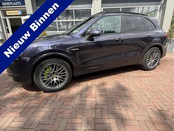 Porsche Cayenne 3.0 S E-Hybrid Platinum Edition NL Auto Pano beschikbaar voor biedingen