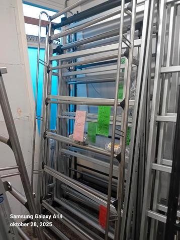 Volkswagen caddy maxi rvs equinox ladderrol windspiraal  beschikbaar voor biedingen