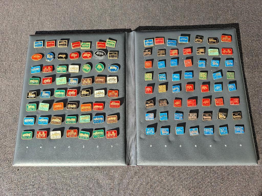 Map oltimer speldjes, Verzamelen, Speldjes, Pins en Buttons, Ophalen of Verzenden, Gebruikt, Overige onderwerpen