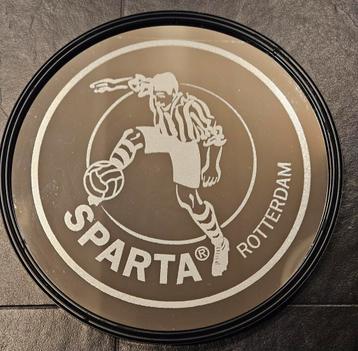 Gegraveerde Sparta Rotterdam Spiegel beschikbaar voor biedingen