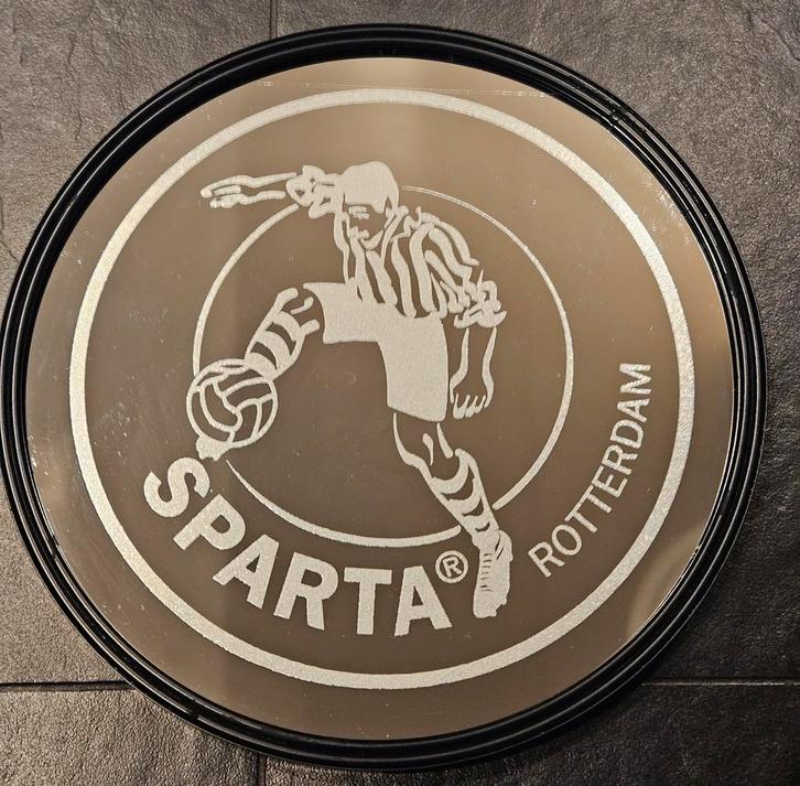 Gegraveerde Sparta Rotterdam Spiegel, Huis en Inrichting, Woonaccessoires | Spiegels, Nieuw, Minder dan 50 cm, Minder dan 100 cm