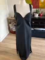 COS zwarte  lange (feest)jurk, maat 38-40. Nieuw. Apart., Maat 38/40 (M), COS, Verzenden, Zwart