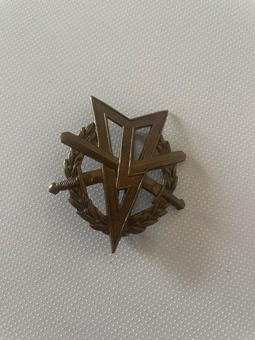 Te koop MLV speld beschikbaar voor biedingen
