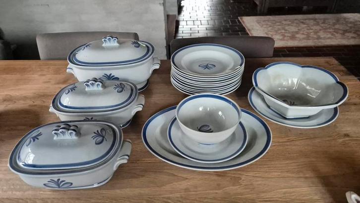 Zweeds Blattband servies, Antiek en Kunst, Antiek | Servies compleet, Ophalen of Verzenden