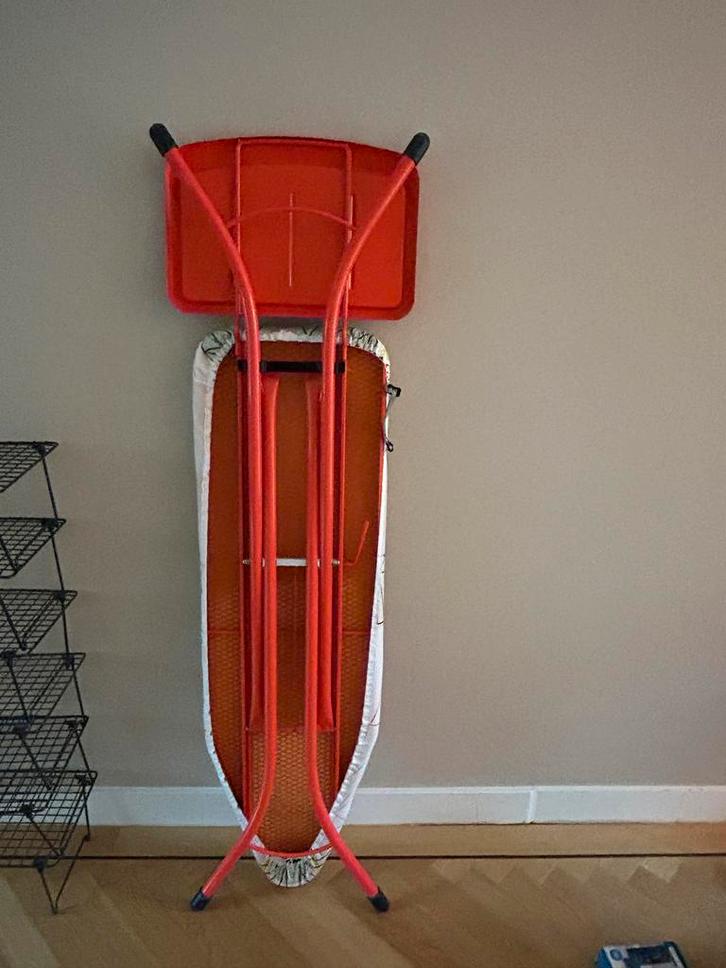Brabantia B Stoomgenerator Strijkplank - Hillegersberg, Witgoed en Apparatuur, Strijkijzers en Strijkplanken, Gebruikt, Ophalen