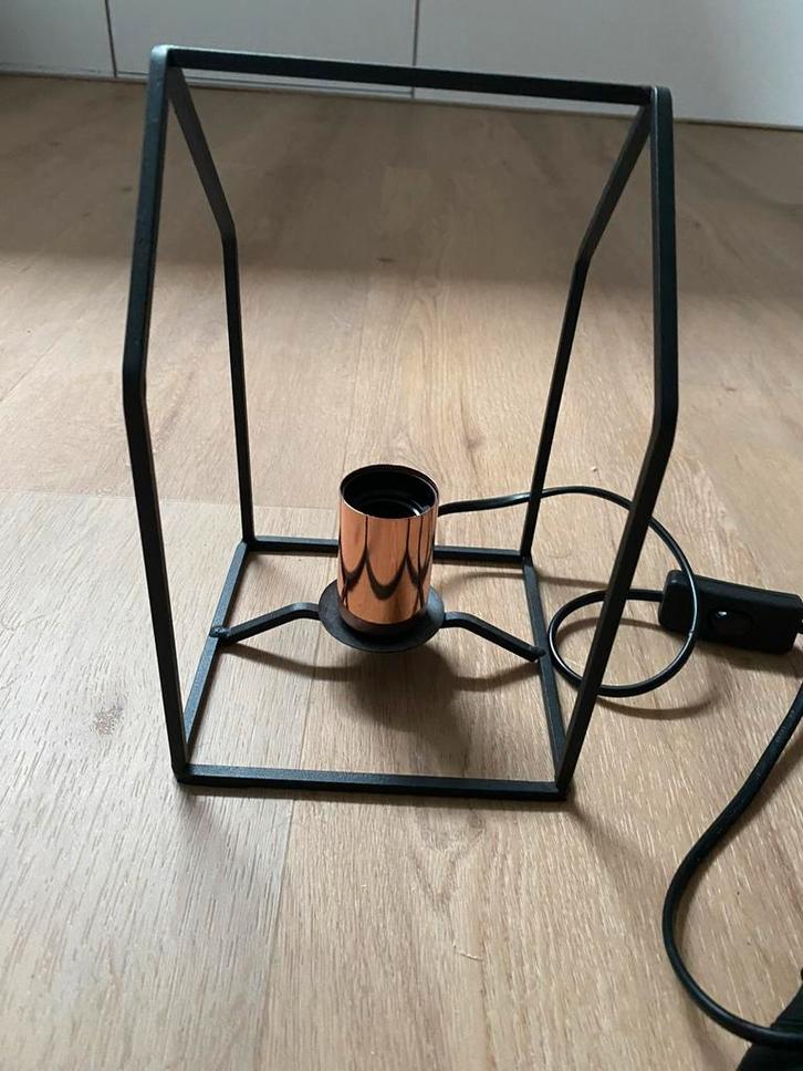Tafellamp. Industrieel. Werkt perfect!, Huis en Inrichting, Lampen | Tafellampen, Zo goed als nieuw, Minder dan 50 cm, Ophalen of Verzenden