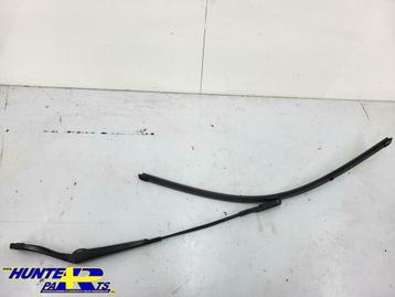 Ruitenwisserarm LV Volvo V60/S60/XC60 ('10-'18) 30753504 beschikbaar voor biedingen