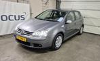 Volkswagen Golf 1.4 TSI Trendline NAP 2e eigenaar Airco APK, Auto's, Voorwielaandrijving, Stof, Gebruikt, Zwart