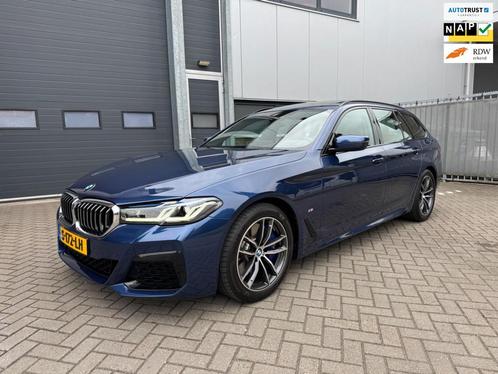 BMW 5-serie Touring 530d High Executive M-SPORT, Panoramadak, Auto's, BMW, Te koop, 5-Serie, ABS, Achteruitrijcamera, Airbags