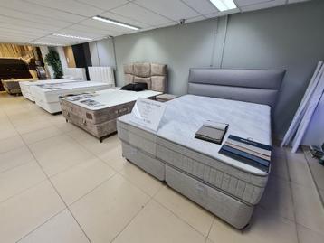 Prachtige bedden in de aanbieding ook nog is gratis bezorgd! beschikbaar voor biedingen