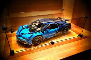 Showcase voor 42083 Bugatti Chiron Nieuw beschikbaar voor biedingen