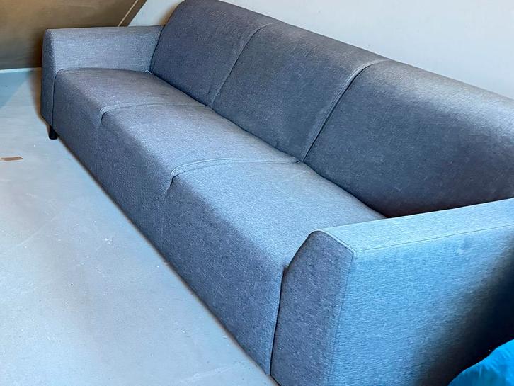 3 zits bank gratis, Antiek en Kunst, Antiek | Meubels | Stoelen en Banken, Ophalen