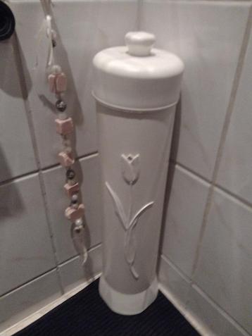 GEZOCHT wc rolhouder