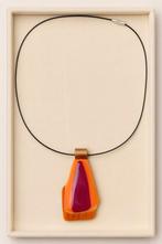 Handgemaakte glazen ketting met hanger, Met hanger, Kunststof, Overige kleuren, Nieuw