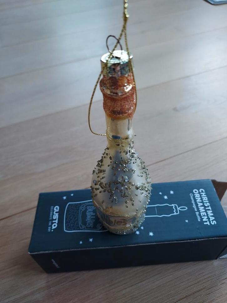Gusta - Kerstbal - Ornament - Champagnefles, Diversen, Kerst, Nieuw, Ophalen of Verzenden