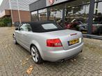 Audi A4 Cabriolet 2.4 V6 CABRIO-LEER-V6 (bj 2002), Auto's, Voorwielaandrijving, Gebruikt, Cabriolet, 4 stoelen