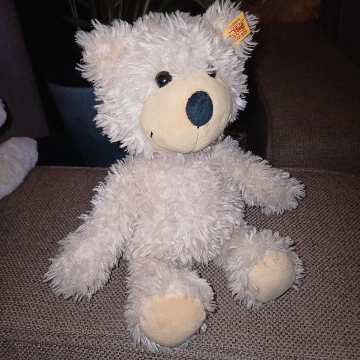 Steiff beer charly, knopf im ohr., Verzamelen, Beren en Cherished Teddies, Zo goed als nieuw, Stoffen beer, Steiff, Ophalen of Verzenden